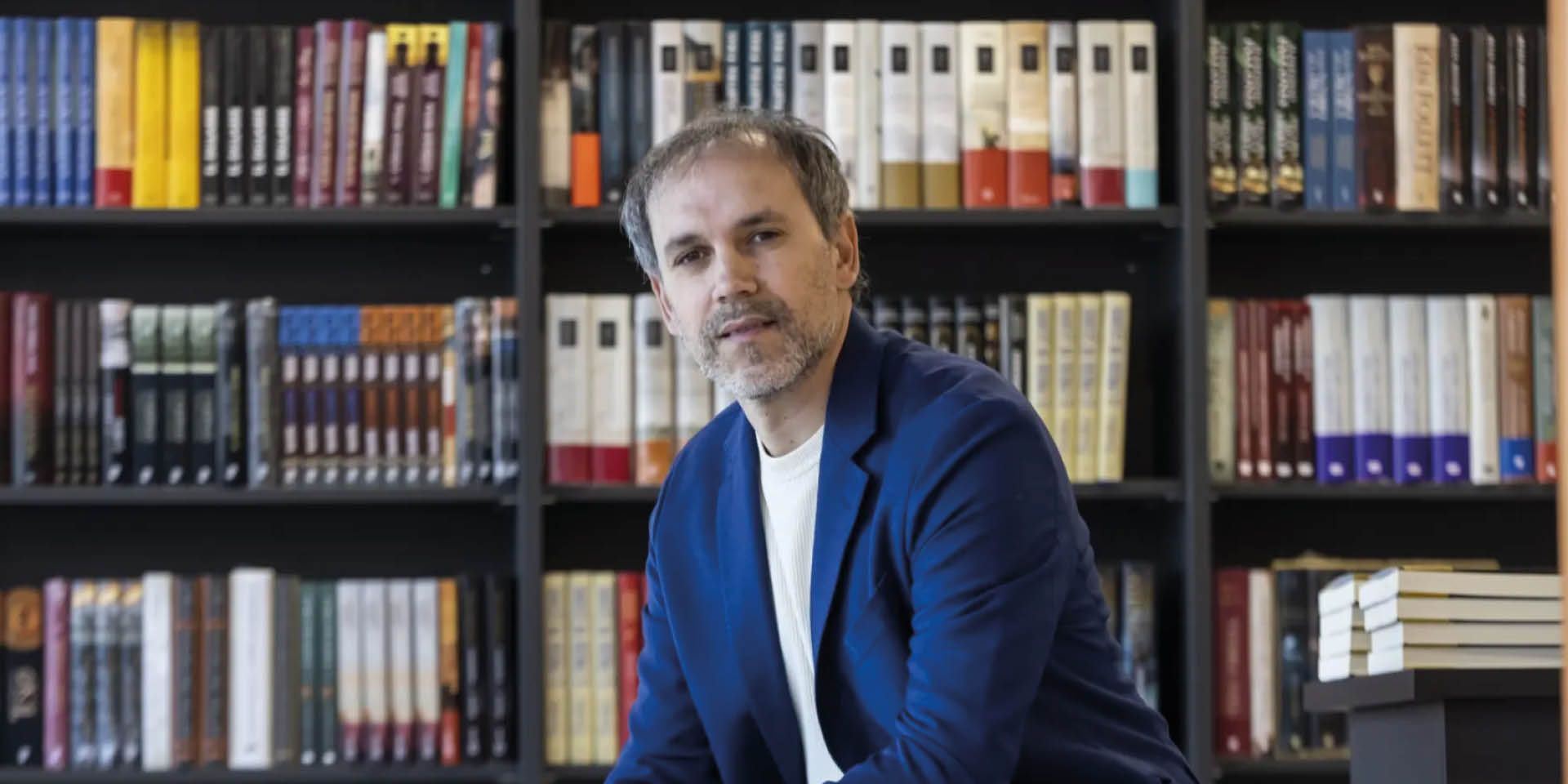 Firma de libros de Luis Zueco